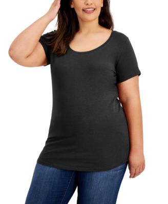 Aveto - Trendy Plus Size Scoop-Neck T-Shirt