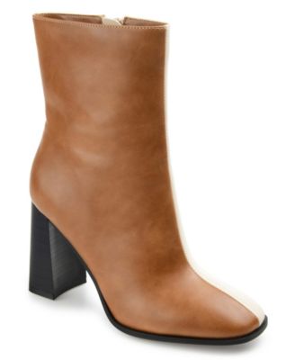 Journee Collection