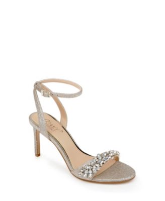 Jewel Badgley Mischka