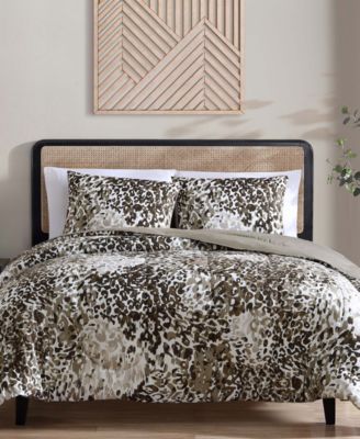 Hallmart Collectibles - Everly 3-Pc. Comforter Set, Full/Queen