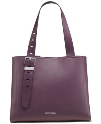 Calvin Klein - Lowen Adjustable Strap Classic Tote Bag