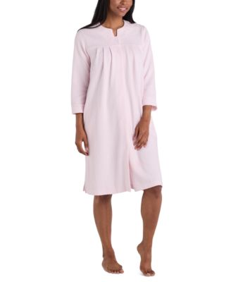 Miss Elaine - Plus Size Embroidered Waffle-Knit Grip Robe