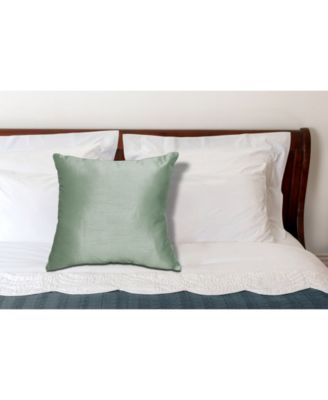 Universal Home Fashions