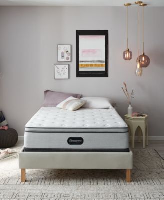 Beautyrest - BR800 13.5" Plush Pillow Top Mattress Set- Queen