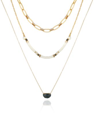 T Tahari