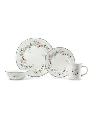 Winterberry - Pfaltzgraff  16-Piece Dinnerware Set