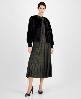 T Tahari