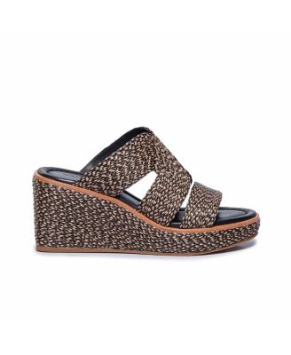 Bernardo Footwear