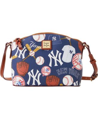 Dooney & Bourke