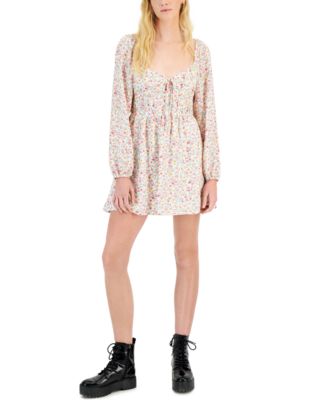 Kingston Grey - Juniors' Sweetheart-Neck Smocked Dress