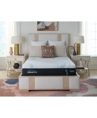Tempur-Pedic - Adapt 2.0 Medium Hybrid 11" Tight Top Mattress - King