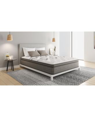 Clean Design Home