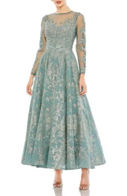 Mac Duggal