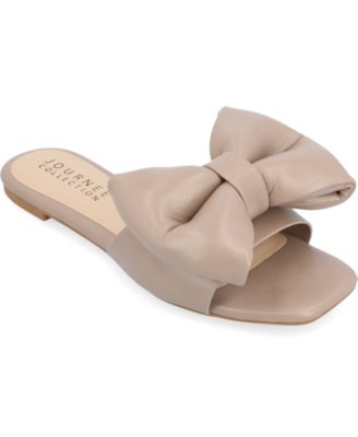 Journee Collection