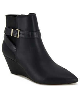 Kenneth Cole Reaction