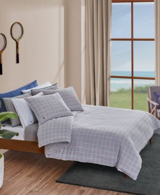 Lacoste Home