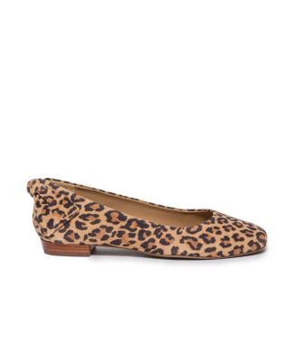 Bernardo Footwear