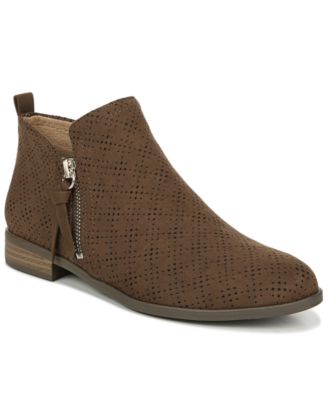 Dr. Scholl's
