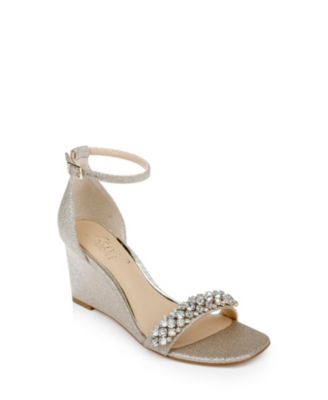 Jewel Badgley Mischka