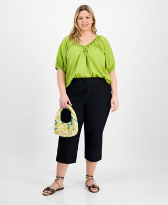 On 34th - Trendy Plus Size Solid Stretch Straight-Leg Capris Pants