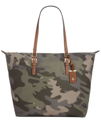 Tommy Hilfiger - Julia Camo Zippered Tote