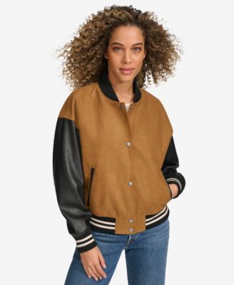 Levi's