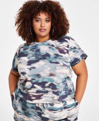 Nina Parker - Trendy Plus Size Short-Sleeve Crewneck Tee