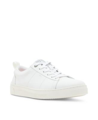Steve Madden