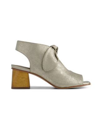 Bernardo Footwear