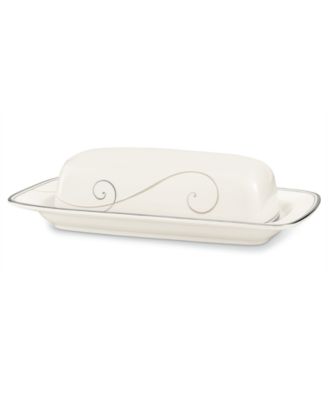 Noritake - "Platinum Wave" Covered Butter Dish