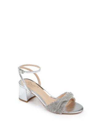 Jewel Badgley Mischka