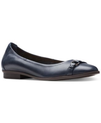 Clarks - Women's Lyrical Sky O-Ring Strapped Ballet Flats