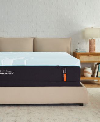Tempur-Pedic - LuxeAdapt 2.0 Firm 13" Tight Top Mattress Set - King