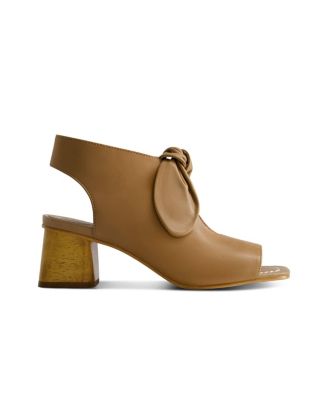 Bernardo Footwear