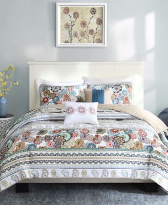 Intelligent Design - Tamira Coverlet Set